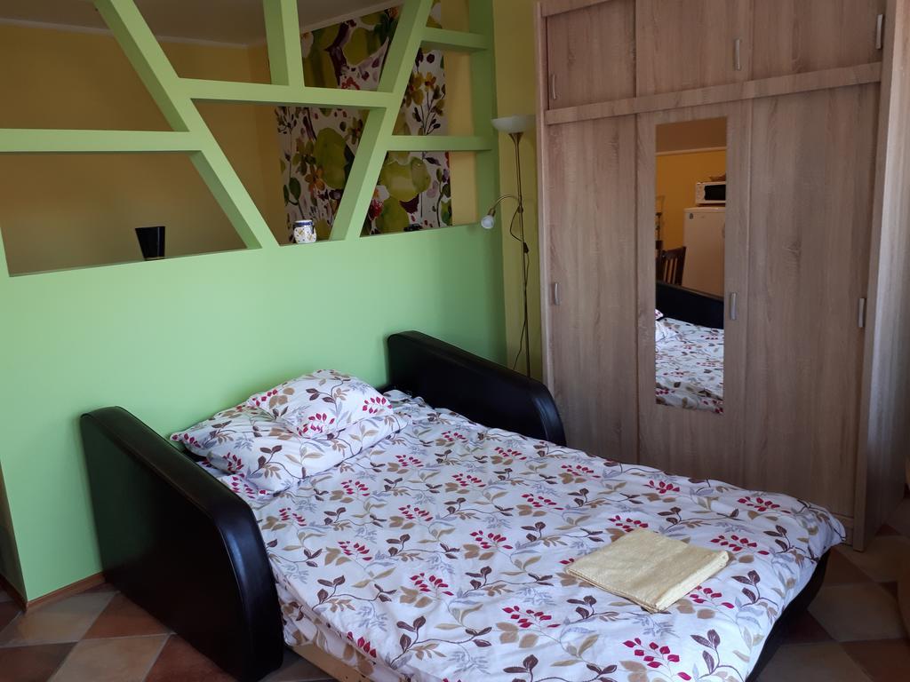 Rozmaring Apartmanok Gyula Luaran gambar